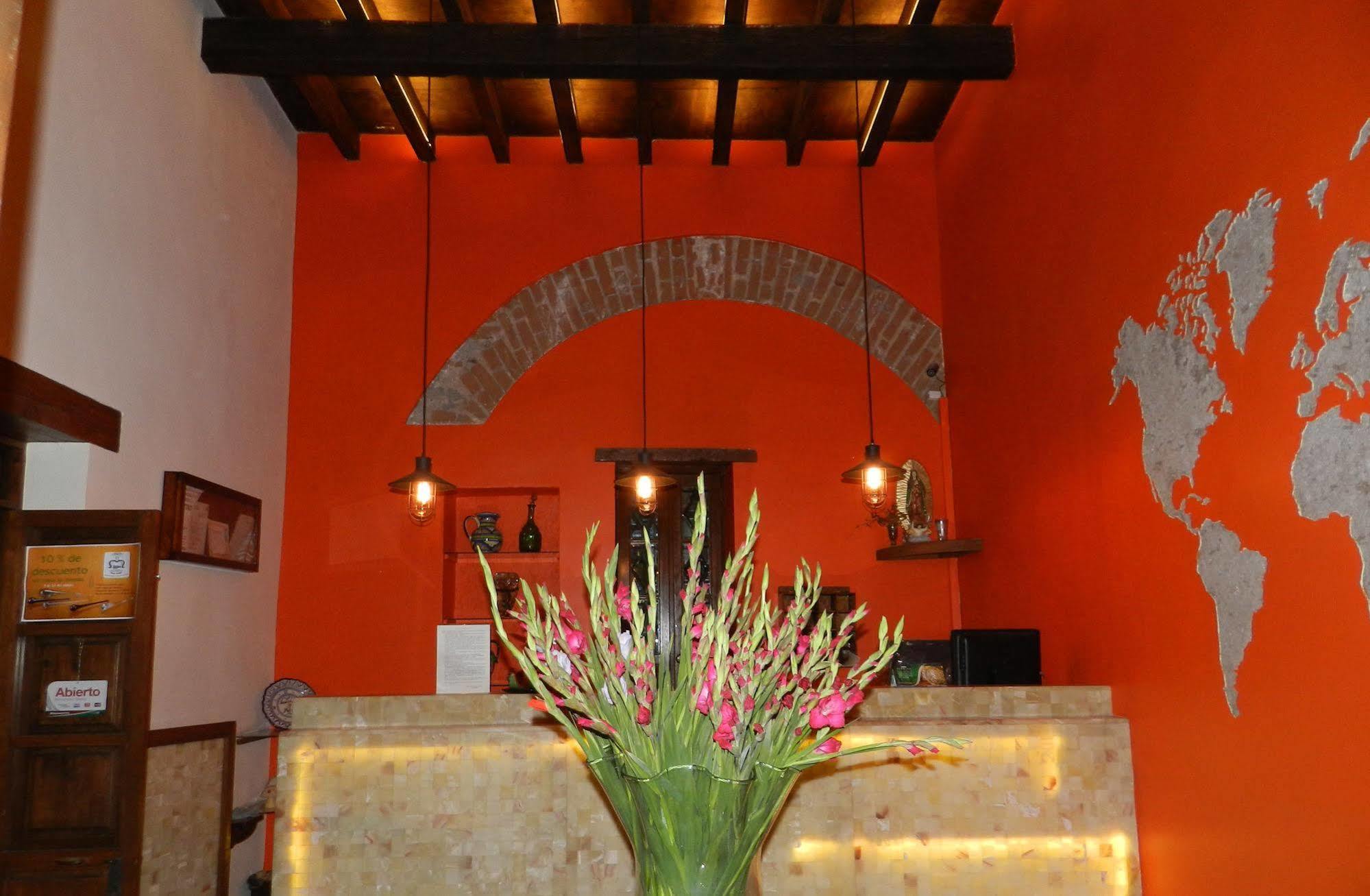 Collection O Al Otro Lado Del Rio, Puebla Hotel Bagian luar foto Reception at Hotel Casa 1550